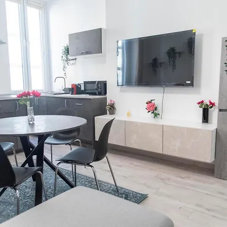 Luxury Babuino -exclusive Rom